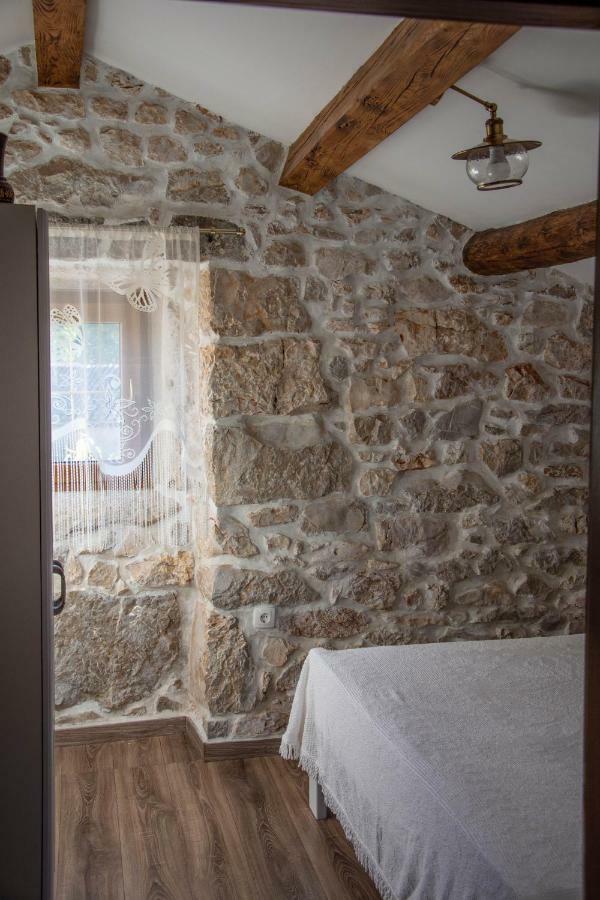 Traditional Stone House St.anton Malinska
